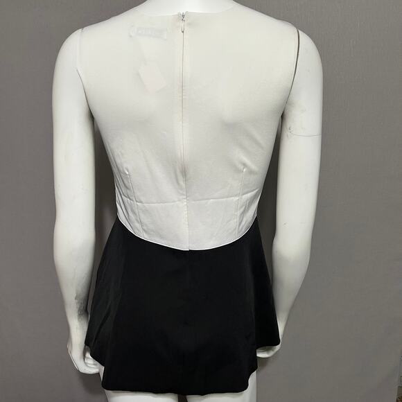 Azalea Black White Colorblock Cutout Peplum Sleeveless Blouse Sz-Small - Picture 6 of 9